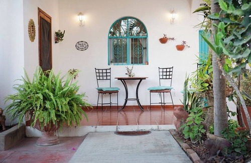 Emiliano Zapata Casa | Los Sueños, beautiful casa in Punta de Mita center, one block to beach, WiFi, AC