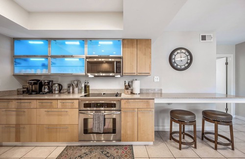 Entertainment District Casa | Charming Casa Camelback: 10-Min Walk to Old Town Scottsdale w/ Pool & Patio!