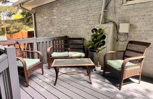 Gainesville Casa | Charming Casita with Fenced Yard & Wrap-Around Porch, Just Minutes from Town!