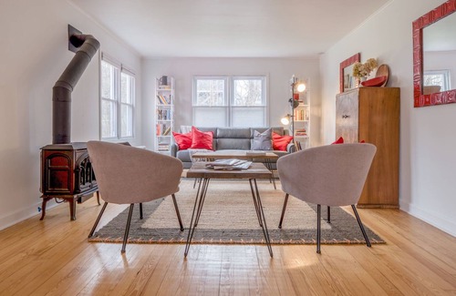 Catskill Cabaña | Charming Catskill Cottage