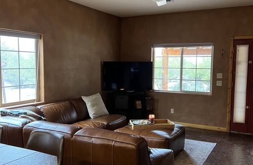 Desert View Village Casa | Charming Cave Creek Casita with rooftop hot tub
