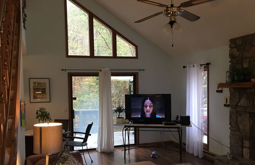 Waynesville Chalet De Esquí | Charming Chalet Nestled in Woods of Lake Junaluska Asheville 20 min.
