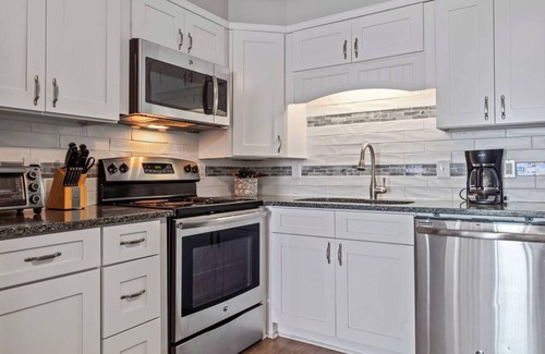 North Myrtle Beach Hotel | Charming Cherry Grove 2BR w/ Relaxing Pool & Stunning ocean view