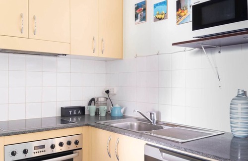 Chippendale Apartamento | Charming Chippendale Escape with Rooftop Pool