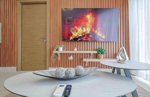 Ciudad Universitaria Apartamento | Charming City Center Apt, Pool