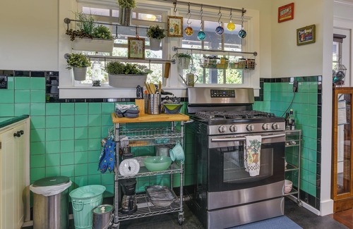 St. Johns Cabaña | NUEVO 1BR Portland Cottage W / Porche -Mins a St Johns
