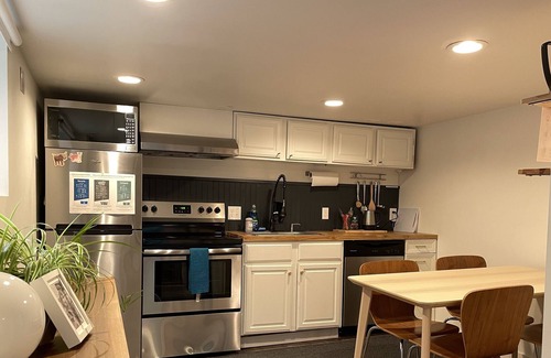 Columbia City Apartamento | Charming City Flat in Seattle: Walk to Historic Columbia City Downtown