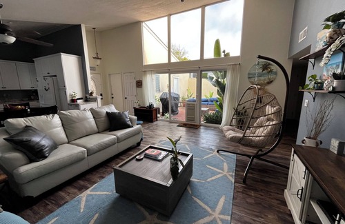 Baywood-Los Osos Casa | Charming coastal getaway!3 bed 2 bath with 3 private yards. Clean. Dog friendly.