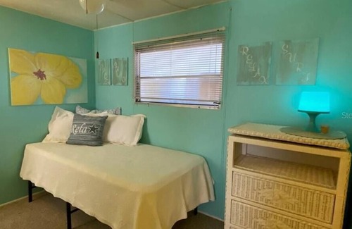Fullers Earth Casa | Charming Coastal Retreat: Your Dream Vacation by the Sea