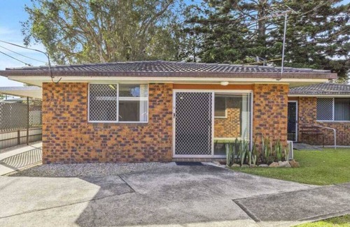 Urunga Casa | Charming Coastal Retreat: Modern Unit in Urunga with Easy Lido & beach Access