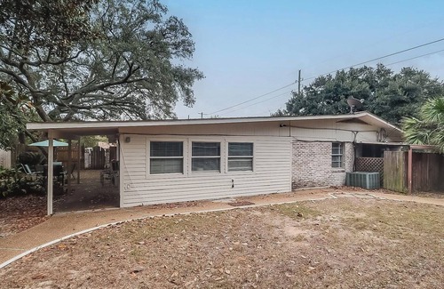Biloxi Casa | Charming Coastal Retreat in West Biloxi!