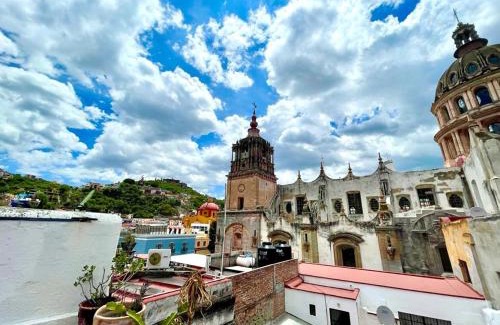 Zona Centro Apartamento | Charming Cocoon with Balcony - Historic downtown