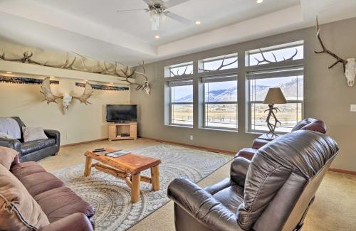 Cody Casa | Charming Cody Vacation Home with Mtn Views!