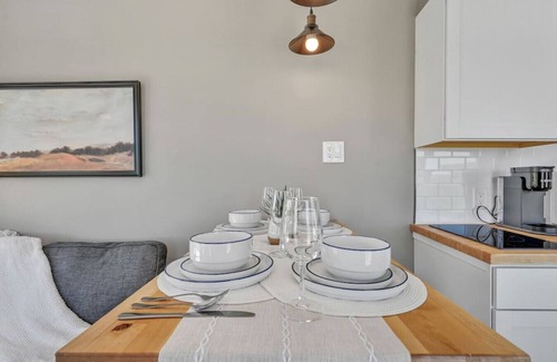 Pine Grove Apartamento | Charming Container Getaway Amidst Rural Serenity