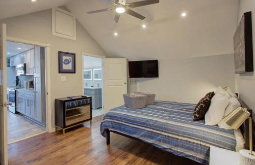 Mid-City Casa | Charming Conti Nest with Large Courtyard