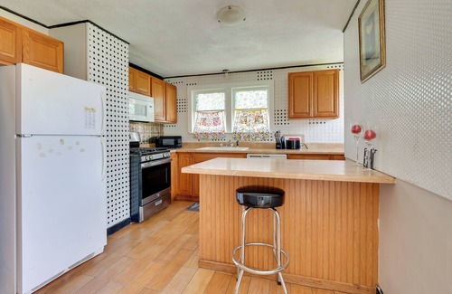 Butler Cabaña | Charming & Convenient Home in Butler