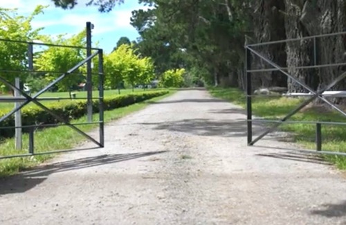 Moss Vale Cabaña | Charming converted country stable located on a 120 acre horse property