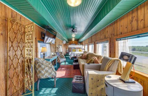 Duenweg Apartamento | Charming Converted Railcar Studio in Joplin!
