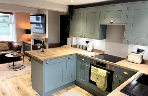 Kerridge Casa | Charming Cosy Cottage in Bollington Village