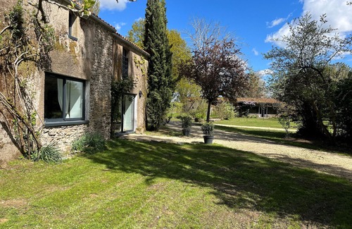 Mauves-sur-Loire Cabaña | Encantador Gîte con Terraza y Wifi cerca de Nantes y el Río Loira