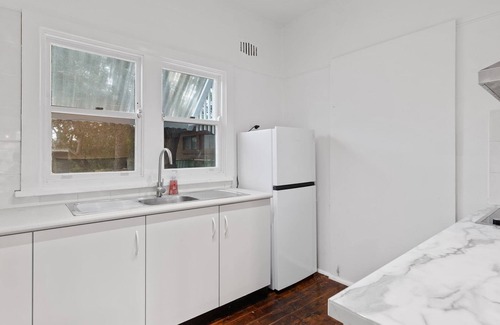 Woy Woy Casa | Charming Cottage by the Water Pet Friendly WoyWoy