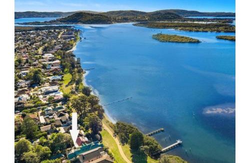 Woy Woy Casa | Charming Cottage by the Water Pet Friendly WoyWoy