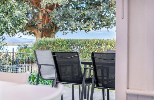 Woy Woy Casa | Charming Cottage by the Water Pet Friendly WoyWoy