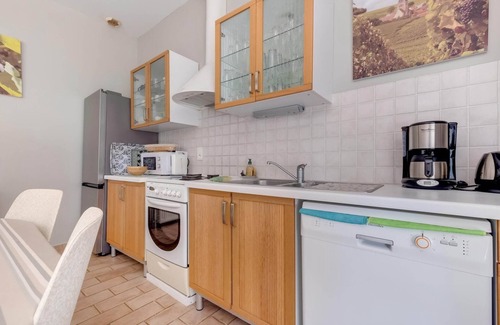 Prayssac Casa | Villa en pueblo con piscina privada