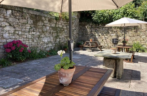 Mawgan Cabaña | Charming cottage in quiet village near the Helford River