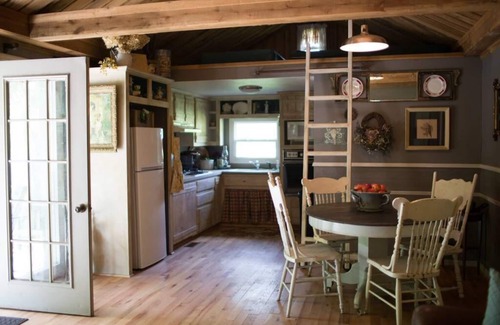 Hickman Cabaña | Cottage con Encanto en el pintoresco pueblo