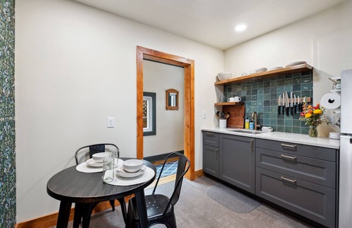 West Highland Cabaña | Charming Cottage in the heart of Denver's Highlands Neighborhood