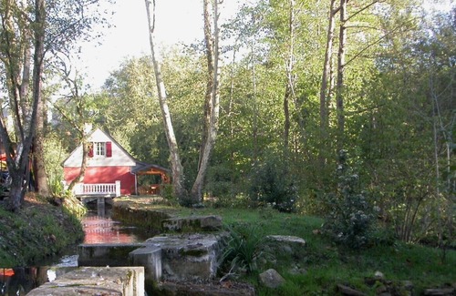 Eysus Casa | ENCANTO *** CASA EN RODAMIENTO SUPERIOR EN PIEMONT PIRINEO - 1 A 4 PERSONAS