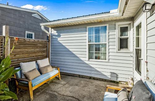 Atlantic Beach Casa | Charming Cottage