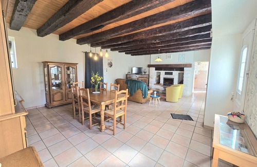 Tourtoirac Cabaña | Encantadora casa rural con chimenea en Dordoña