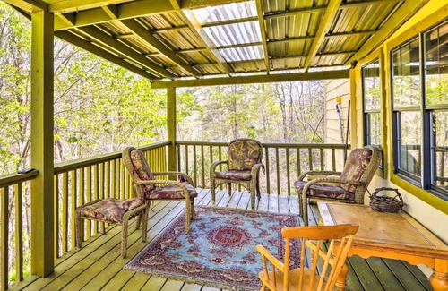 Foxfire Estates Casa | Charming Cottage with Deck in Blue Ridge!