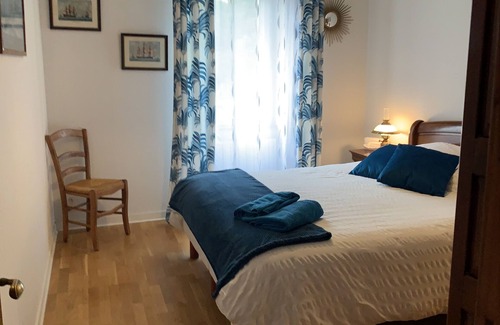 Plouer-sur-Rance Cabaña | Vrbo Property