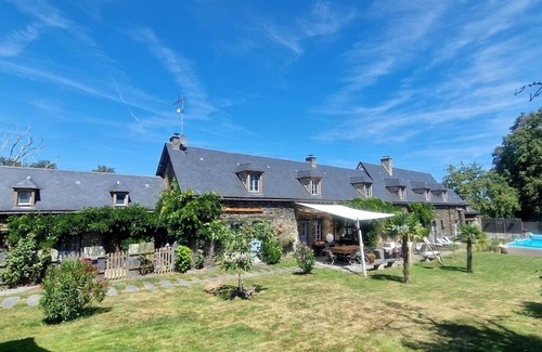 Abbaretz Casa | Charming country house, heated swimming pool,