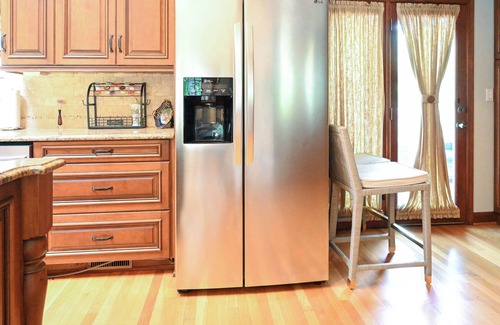 Lawrenceville Casa | Charming country style 3-bedroom house in fabulous Suwanee with AC, WiFi