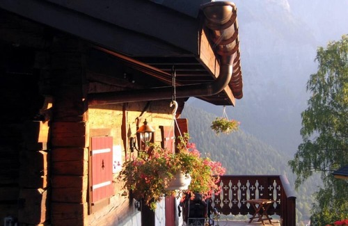Chamoson Chalet De Esquí | Casa de Campo con Valais Suiza
