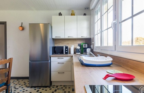 Yvetot-Bocage Cabaña | Casa independiente con jardín, cerca de Valognes, ideal para familias, bien equipada, y con WiFi