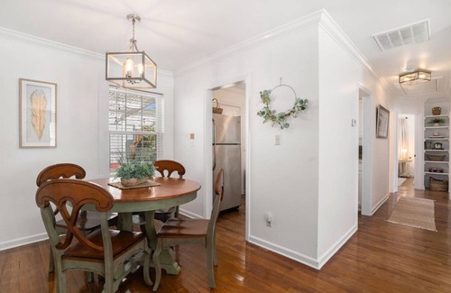 Mount Pleasant Casa | Charming, Cozy 3br/1ba Home Close to Shem Creek!