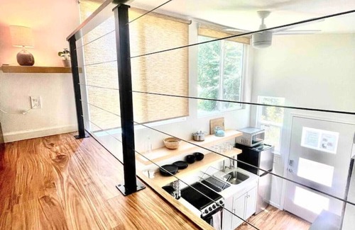 Johnston Terrace Casa | Charming, Cozy Tiny Gem w/ Hot Tub + Trail Access!