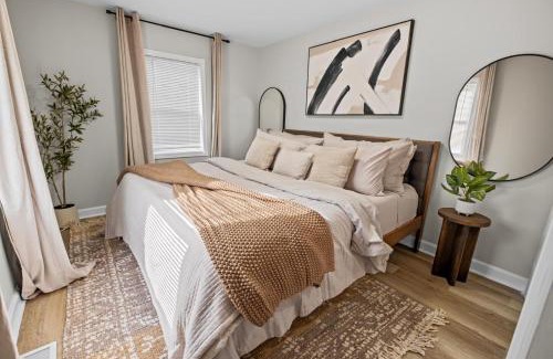 North Shore Apartamento | Charming Crystal Lake Retreat