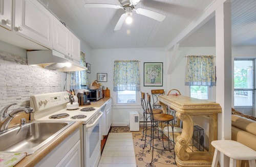 Danbury Casa | Charming Danbury Cottage w/ Lake Kenosia Access!