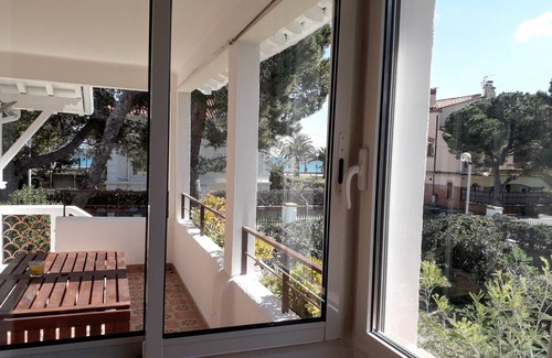 Plage d'Argeles Villa | Villa independiente orientada al sur a 20 m de la playa con jardín y garaje.