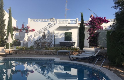 Cala Galdana Villa | Chalet con Encanto Individual con piscina privada y hermosa puesta de sol Terraza Vistas