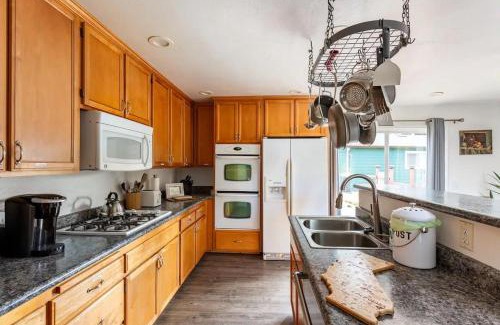 Sebastopol Casa | Charming dog-friendly home next to regional park
