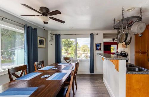 Sebastopol Casa | Charming dog-friendly home next to regional park