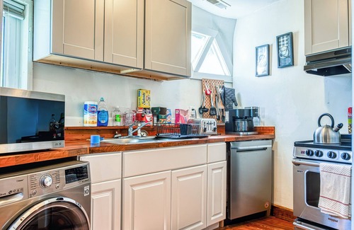 Marysville Casa | Charming Dome house in delightful Marysville, California with WiFi and AC