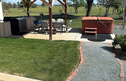 Marysville Casa | Charming Dome house in delightful Marysville, California with WiFi and AC